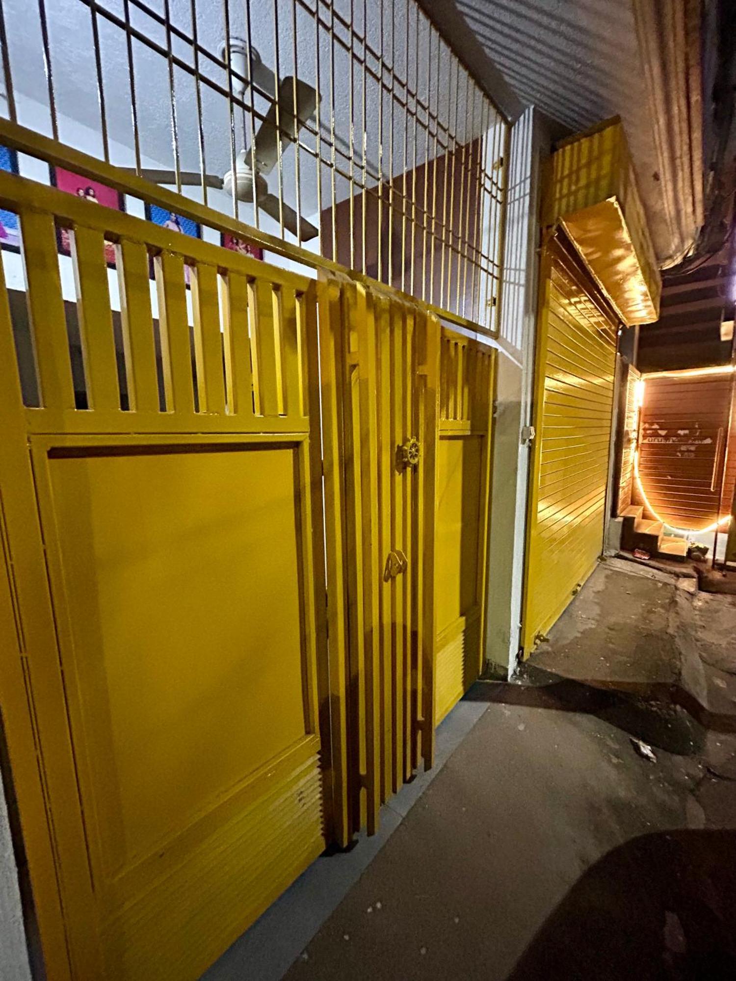 The Yellow House - Couple'S Getaway In Gomti Nagar- 1 Bhk لاكناو المظهر الخارجي الصورة
